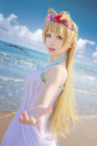 日本适合十八岁以上的护肤品红桃