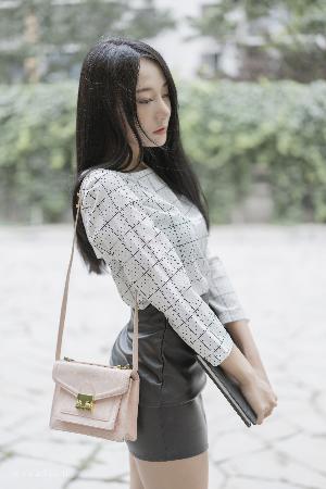 小两口偷偷在家二人世界韩剧